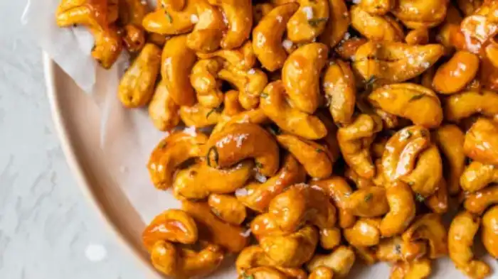 Can Dogs Eat Honey Roasted Cashews?